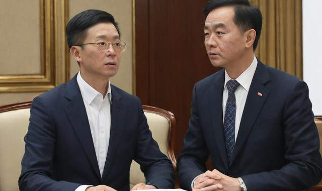 宋思明与海藻初次见面:（宋思明和海藻第二次见面）