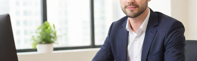 面试应注意的礼仪:（面试应注意的礼仪和注意事项）